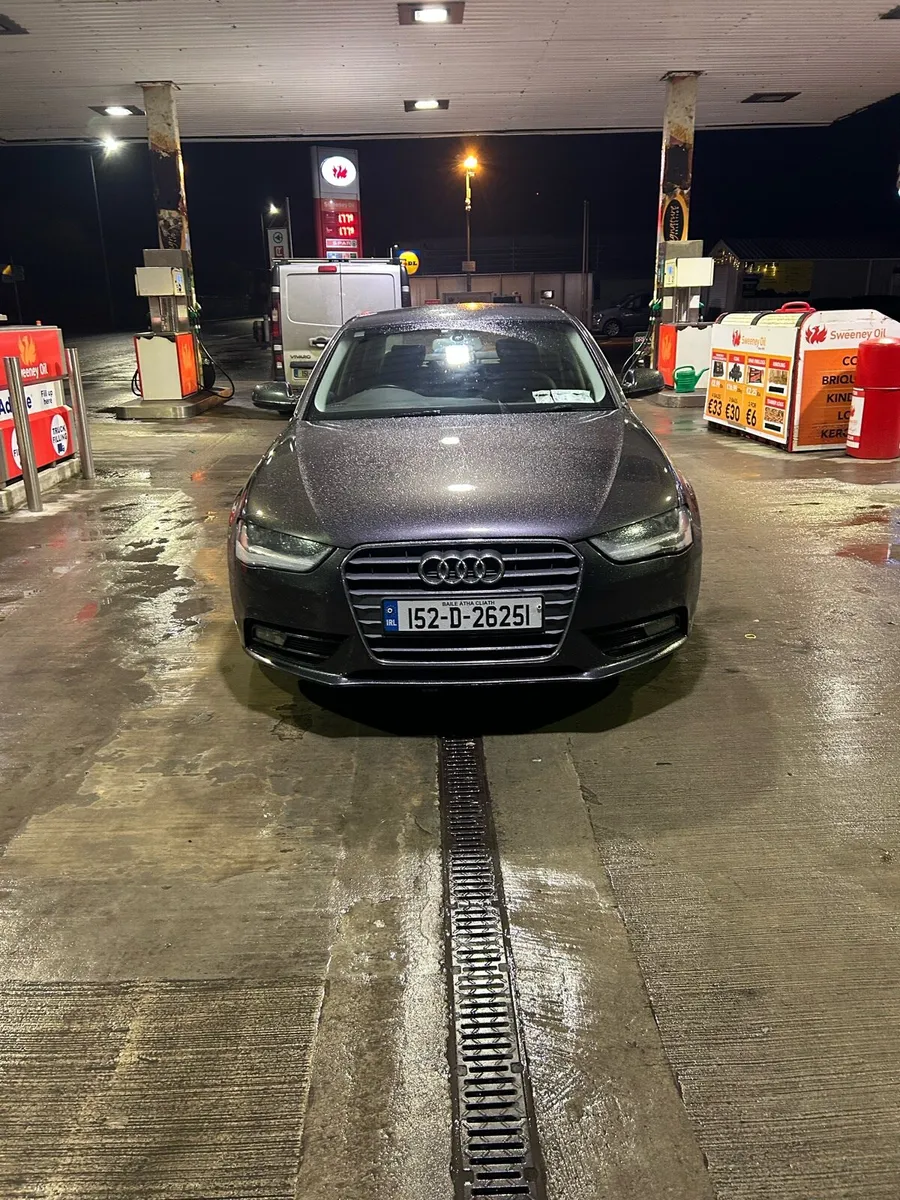 2015 Audi A4 2.0 - Image 1