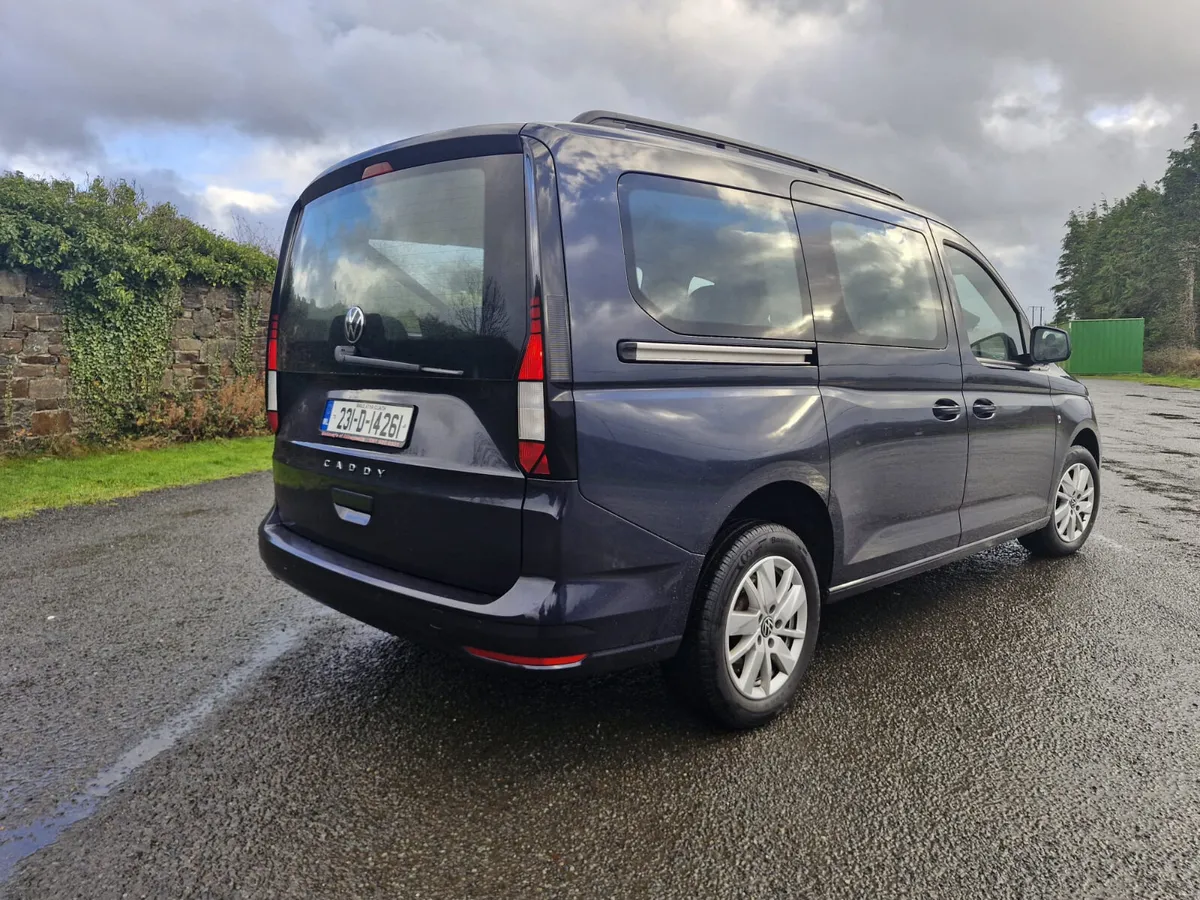 Volkswagen Caddy 2023 7 seater - Image 4