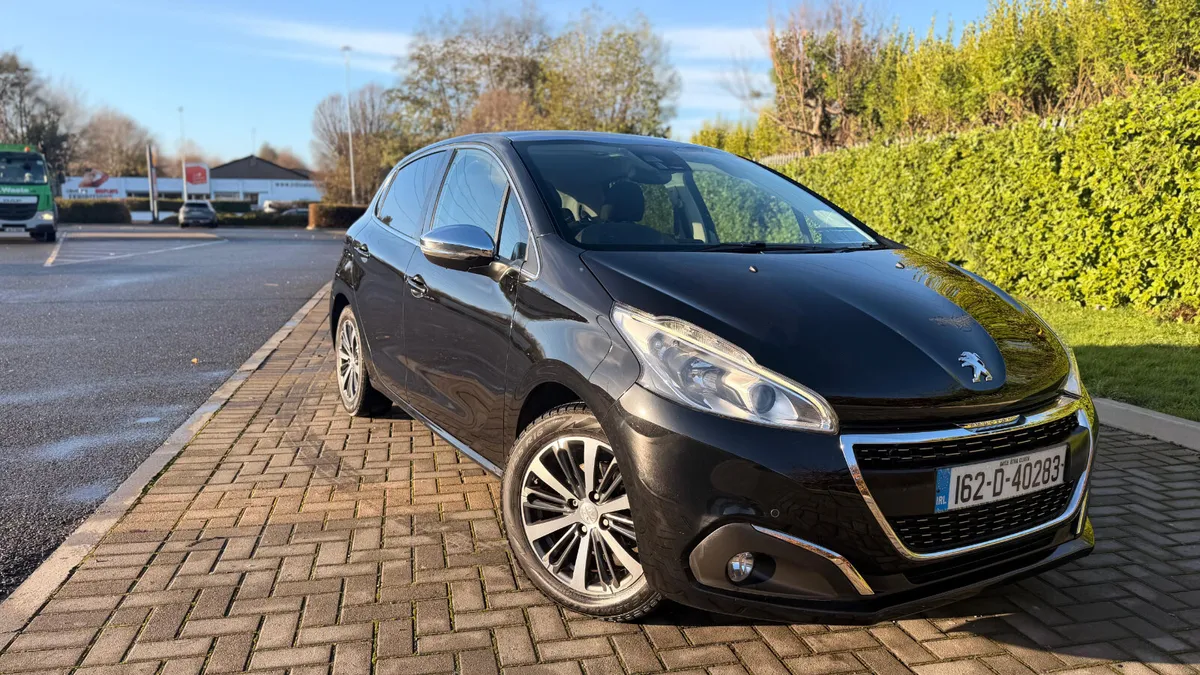 Peugeot 208 2016 Automatic - Image 2