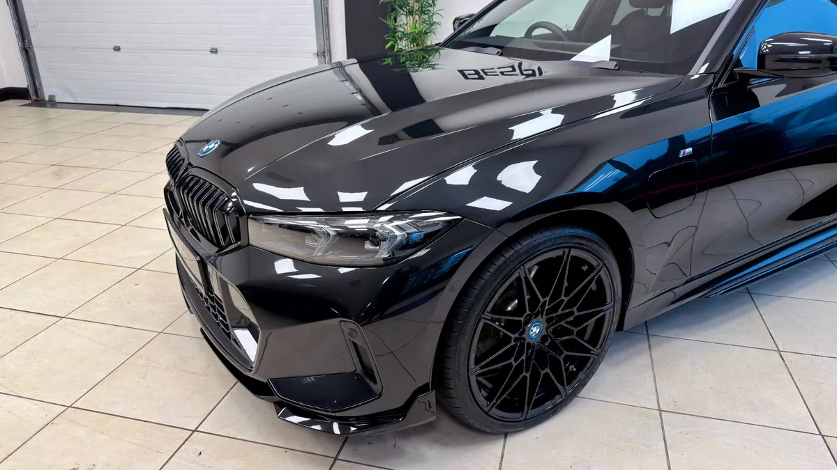 BMW 330e Msport PRO - Image 3