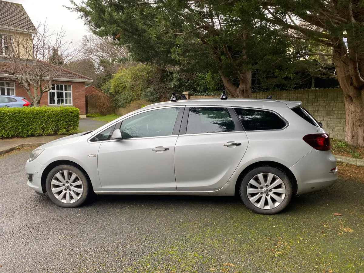 Vauxhall Astra 1.7 diesel estate eco flex - Image 4