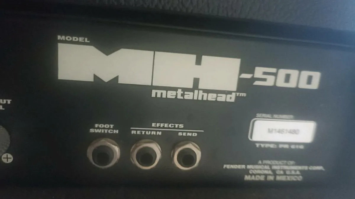 Fender amplifier and speaker system - Image 2