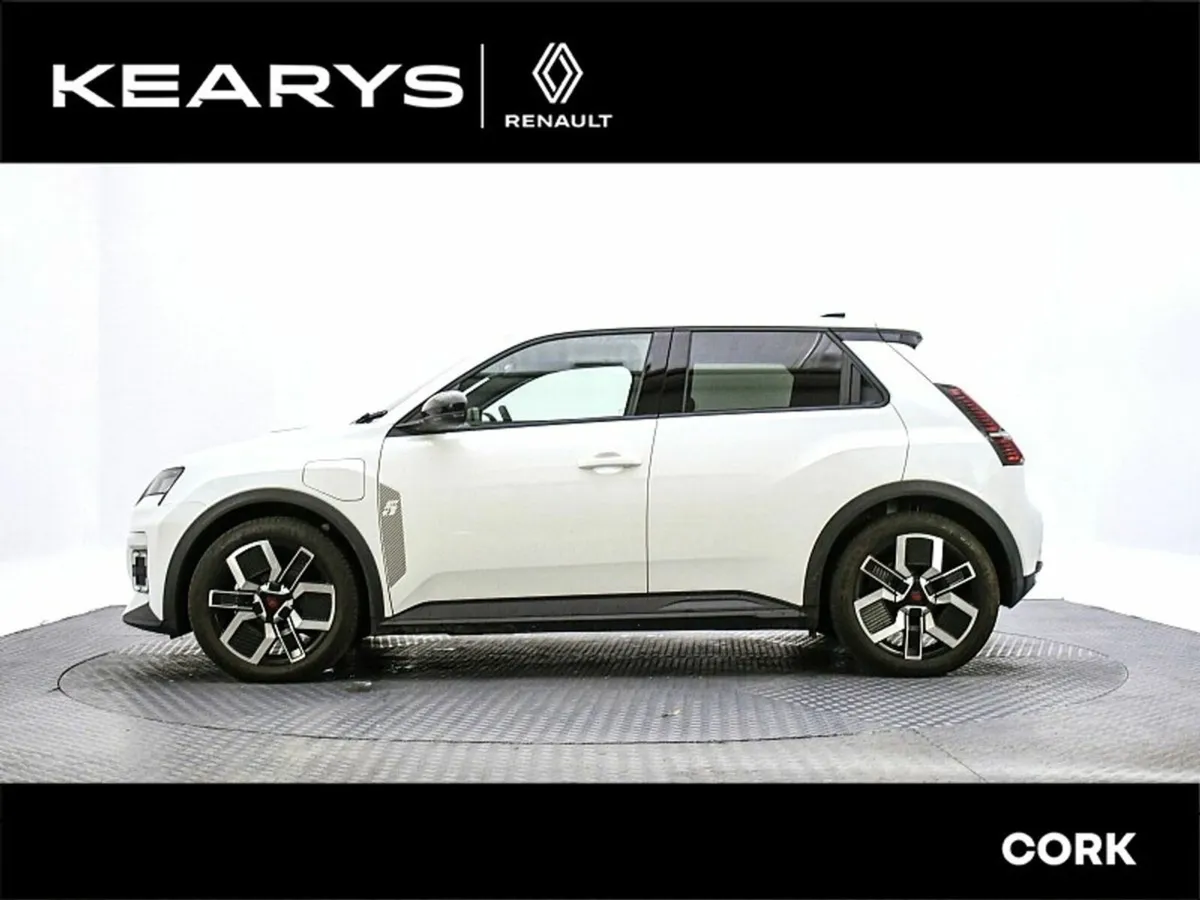 Renault 5 Techno 52kWh 150HP Order Your 261 Today - Image 4