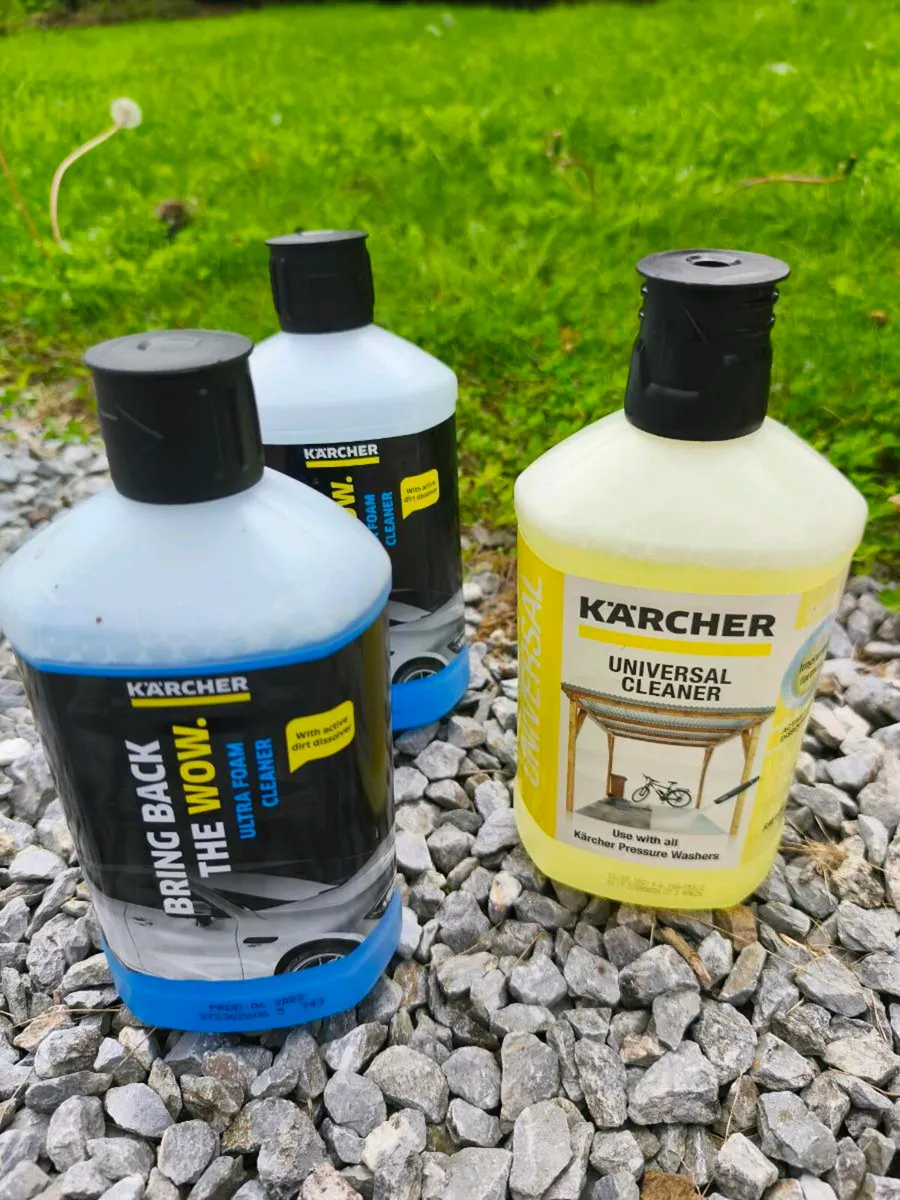 Karcher K2 pressure washer with car kit - Image 4