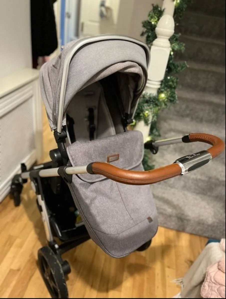Silver Cross double buggy - Image 2