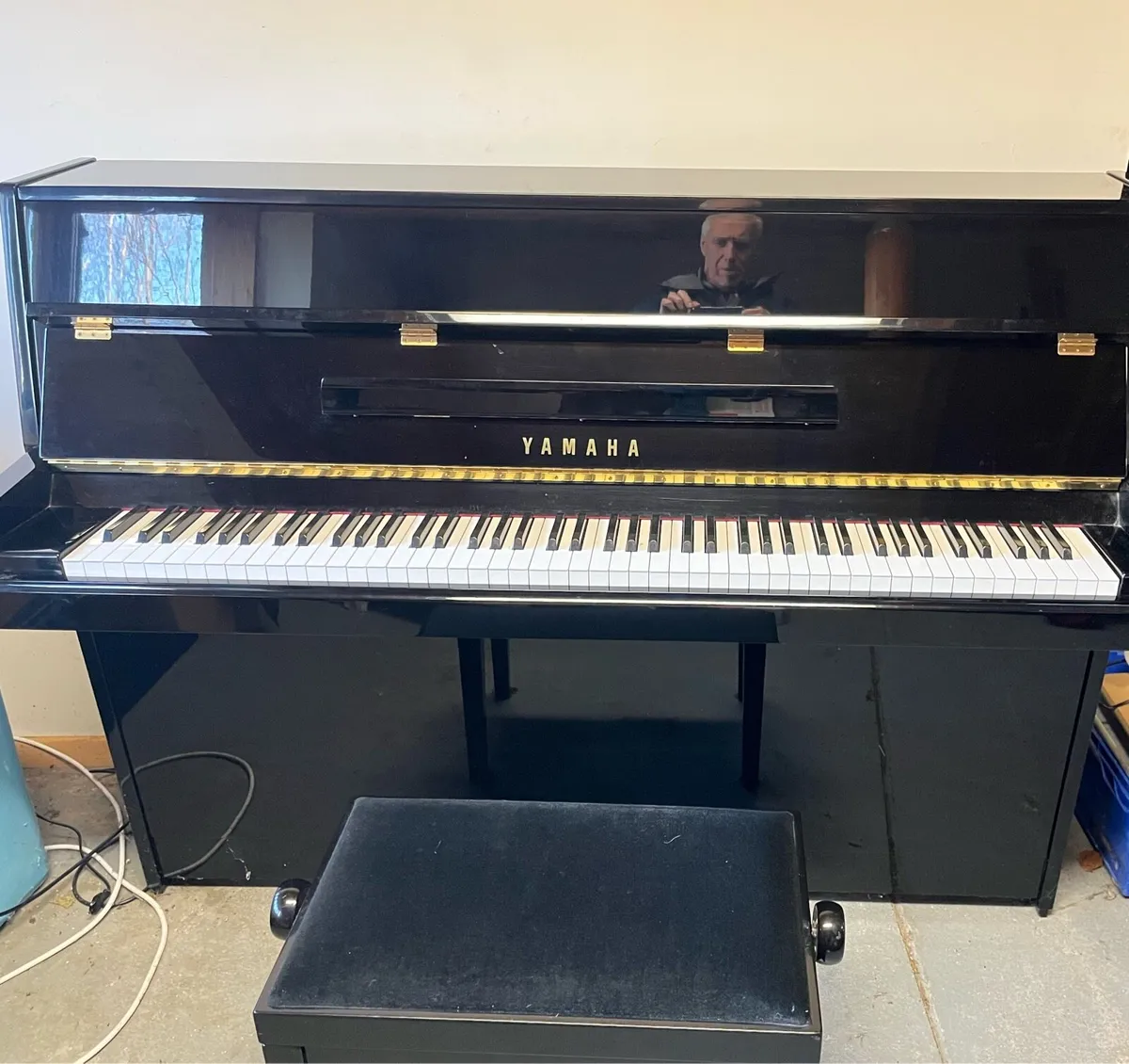Yamaha M112 Upright Piano - Image 1