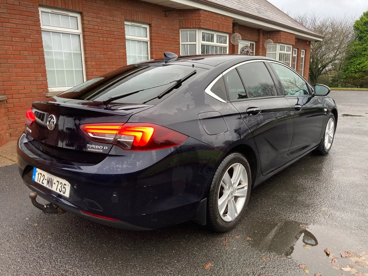 Vauxhall Insignia SRI 2017 - Image 3