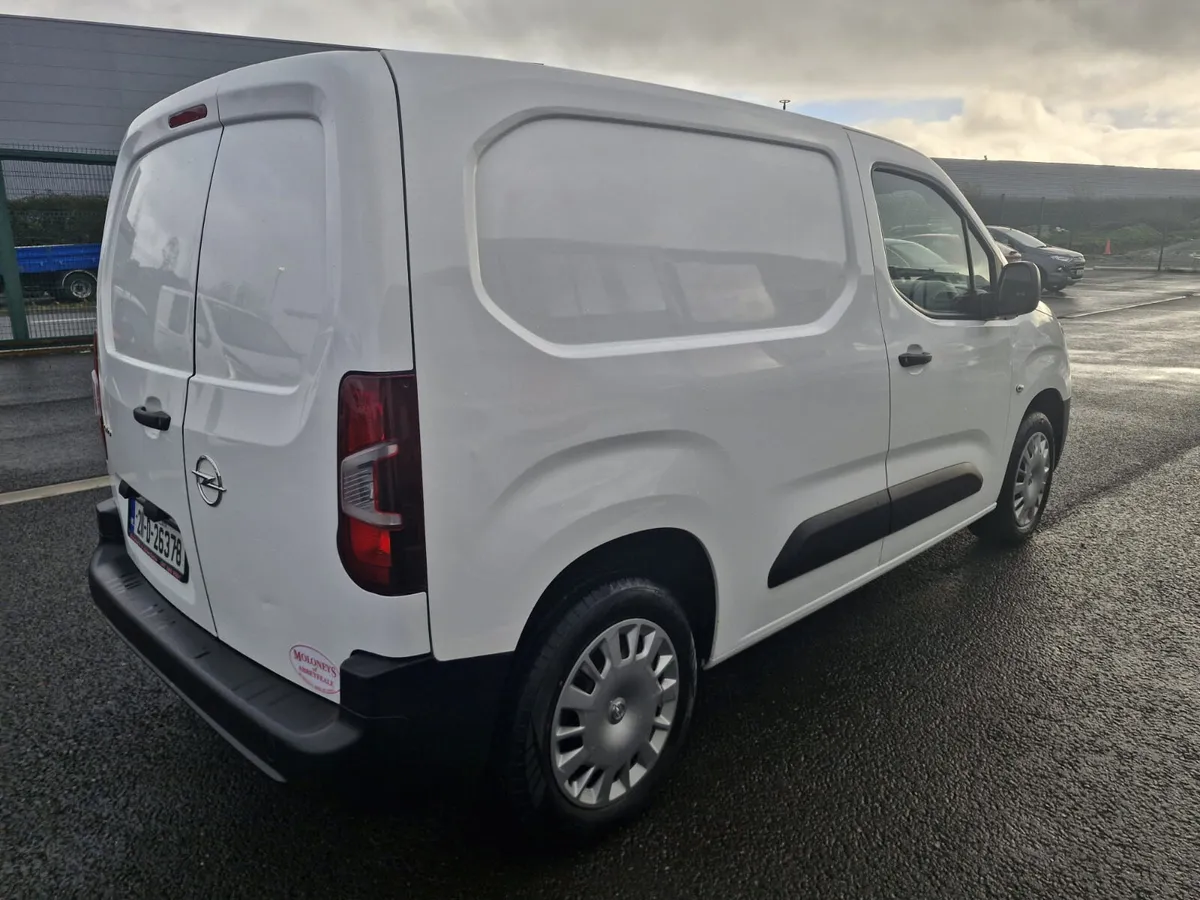 Opel Combo 2021 - Image 3