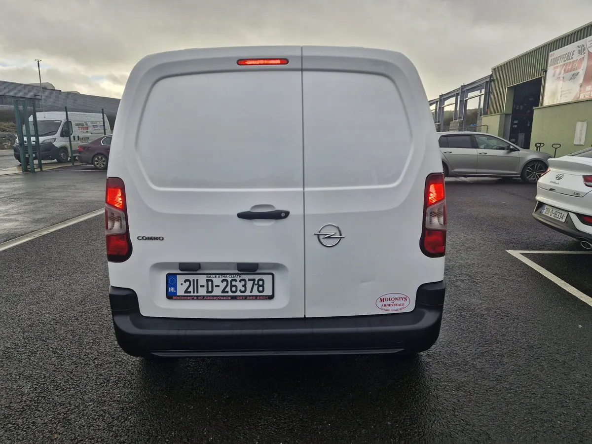 Opel Combo 2021 - Image 4