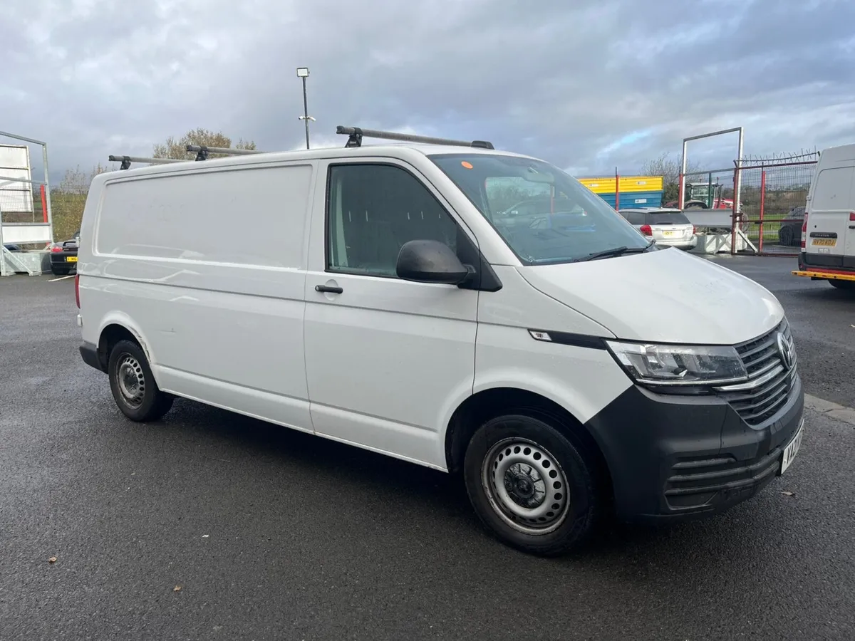 Volkswagen Transporter 2021 - Image 4