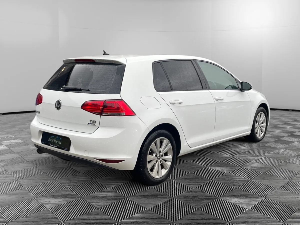 VW GOLF 2015 COMFORTLINE - 50KM - Image 2