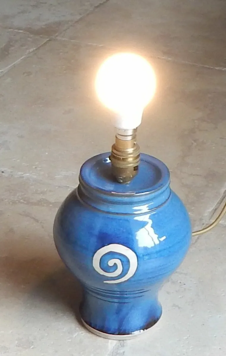 Jack O’Patsy Pottery Table Lamp - Image 4