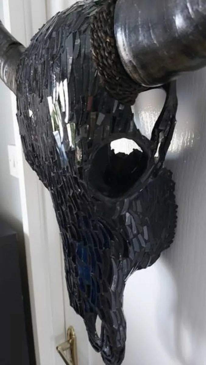 Glass Insert Black Buffalo Skull - Image 3