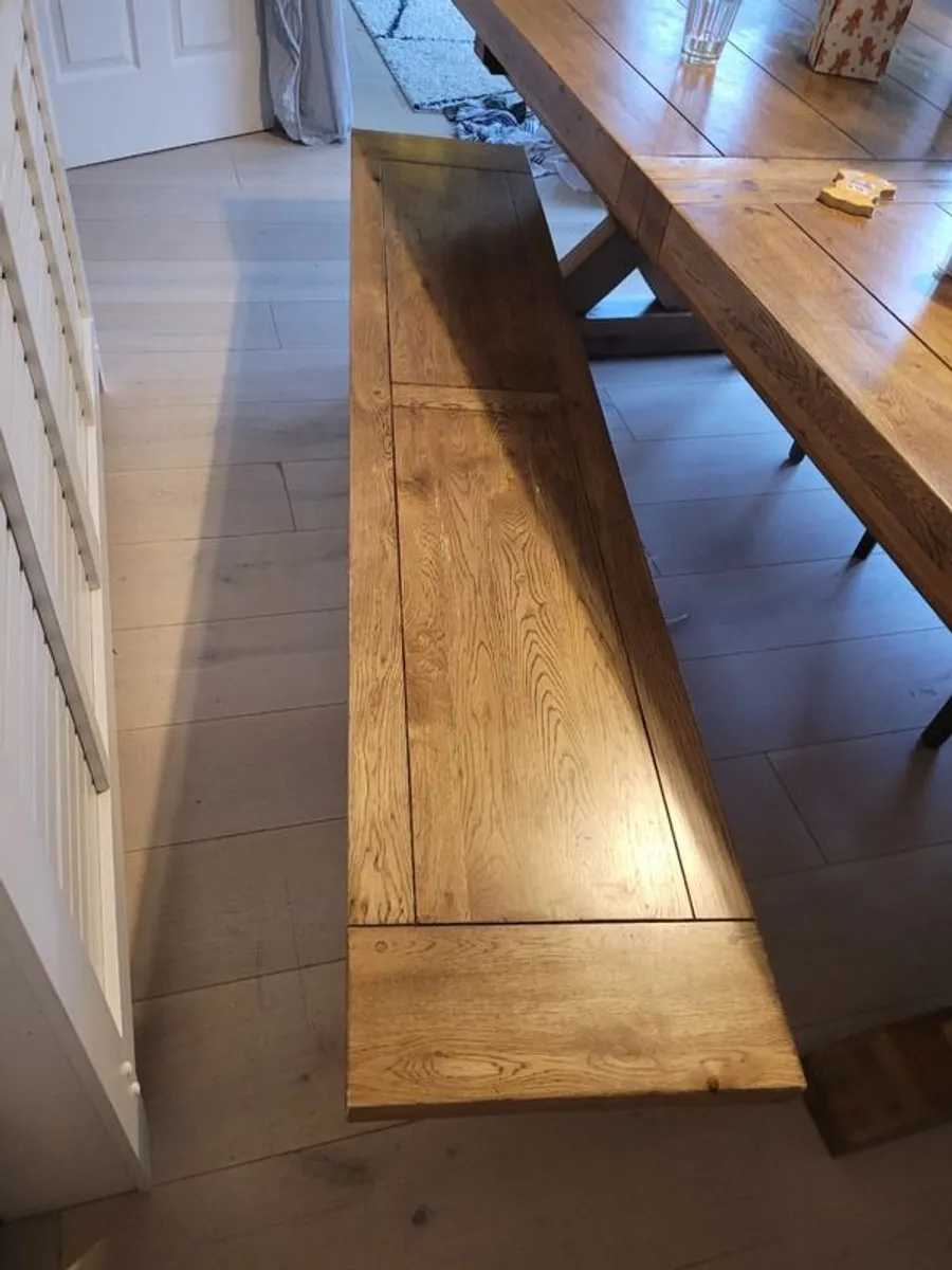 Solid oak dining table & bench - Image 2