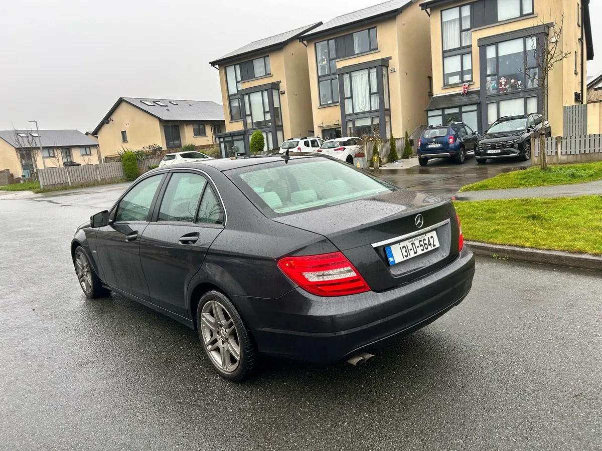 2013 mercedes benz C-class - Image 4