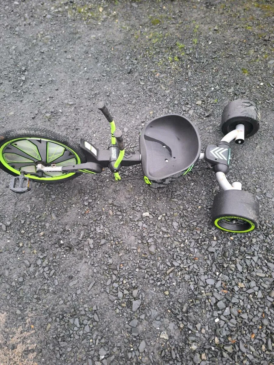 GREEN MACHINE - Image 1