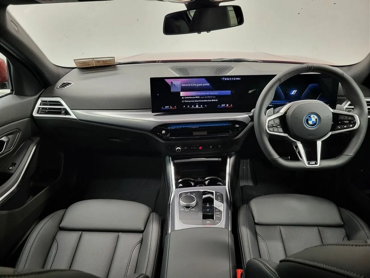 BMW 3-Series 2.0 - Image 4