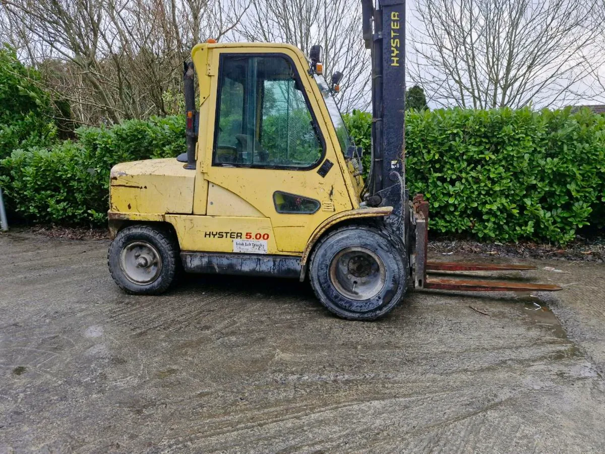 Forklift - Image 1