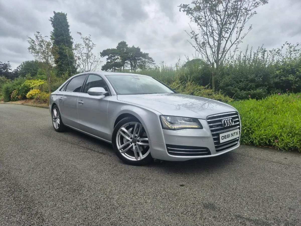 2012 audi a8 - Image 2