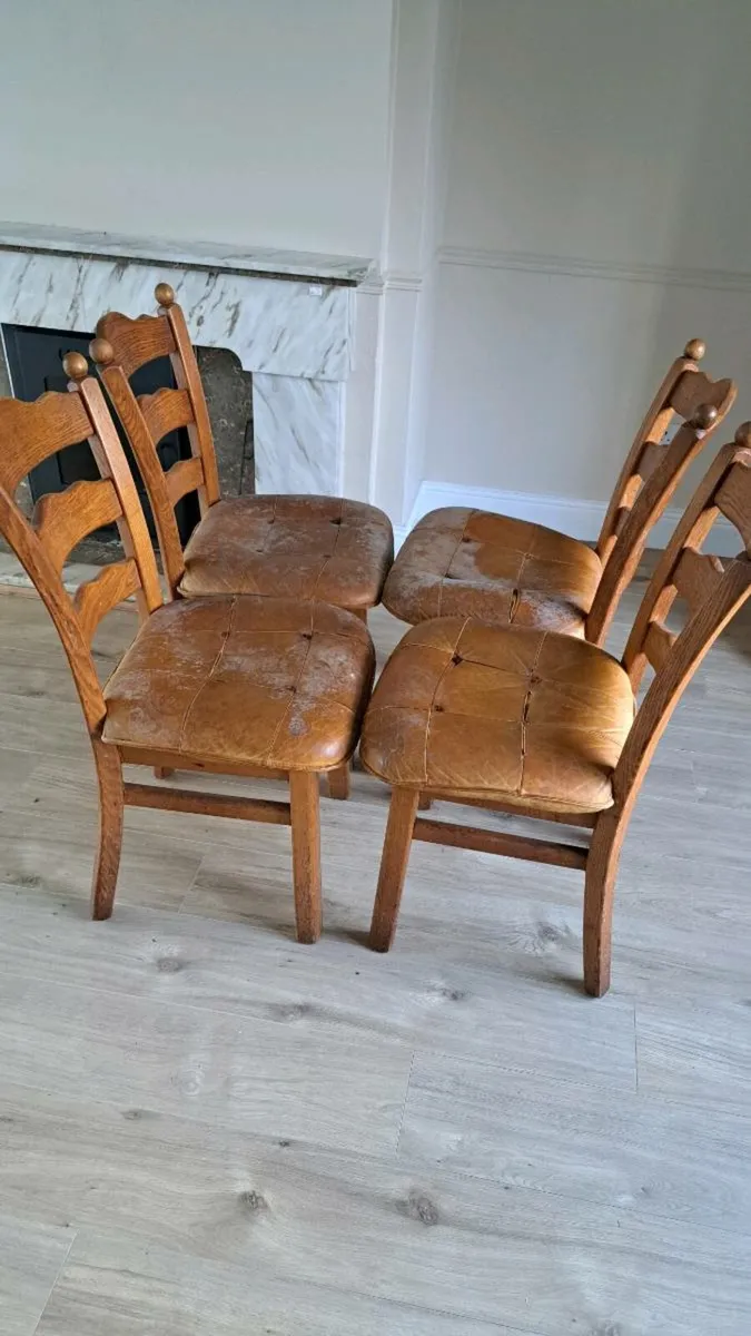 Kitchen table - Image 3