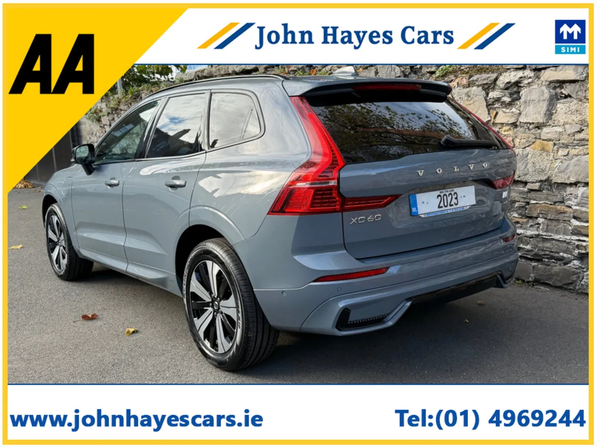Volvo XC60 PLUS DARK T6 RECHARGE AWD//GREAT SPEC// - Image 2