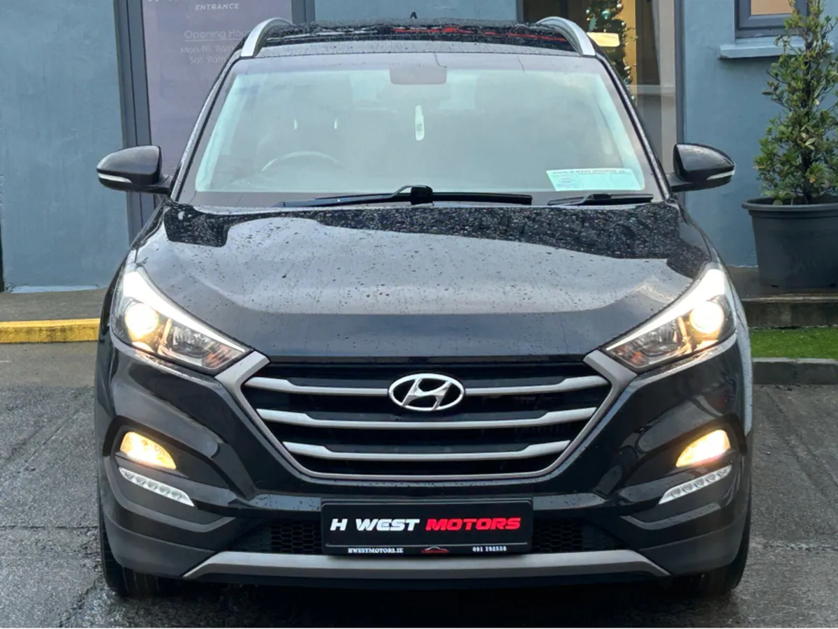 Hyundai Tucson EXECUTIVE 5DR - Image 3