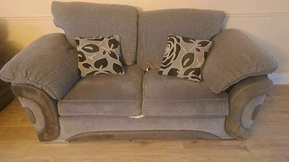 Armchair and 2 person couch - Image 2