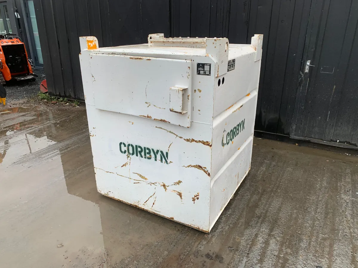 975L Static Bunded Fuel Bowser - Image 2