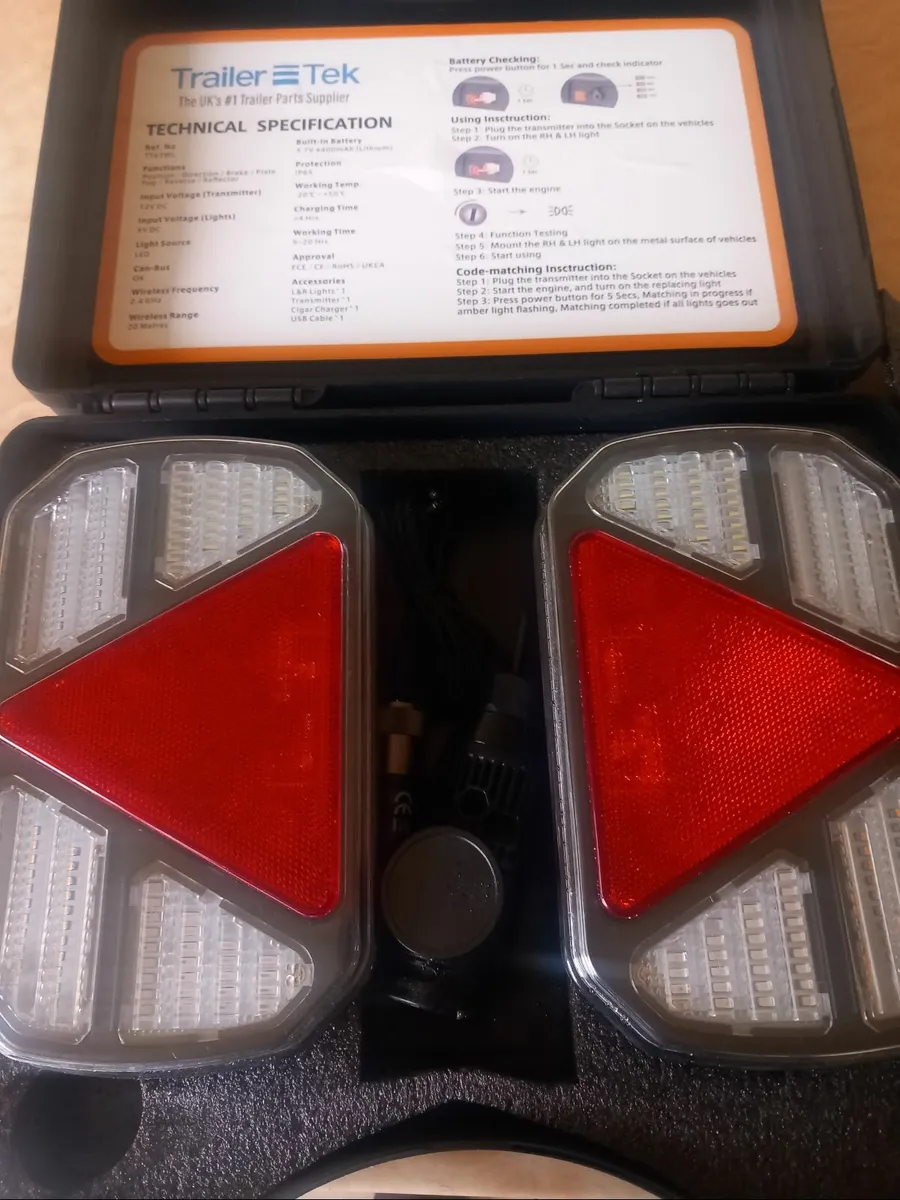 XL wireless 12/24V trailer light - Image 1