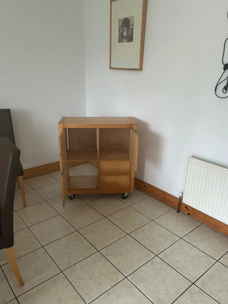 Small wooden sideboard - Image 3