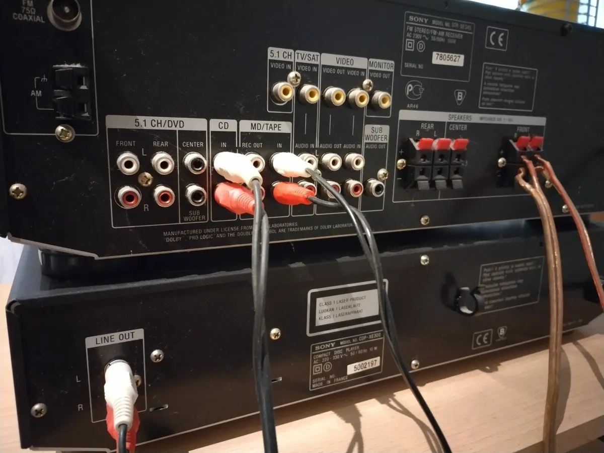 sony stereo set with speakers - Image 2