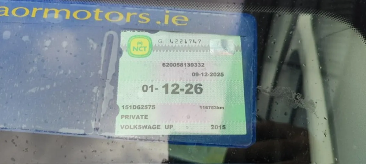 Volkswagen up! 2015 - Image 2