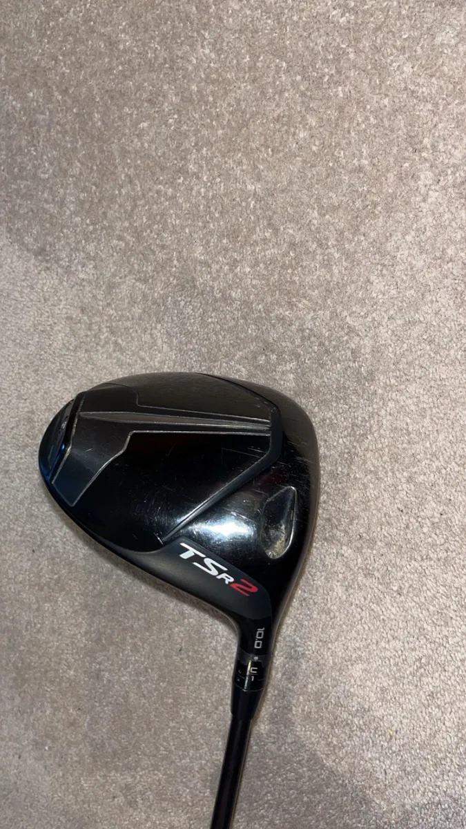Titleist tsr2 driver 10.0* - Image 1