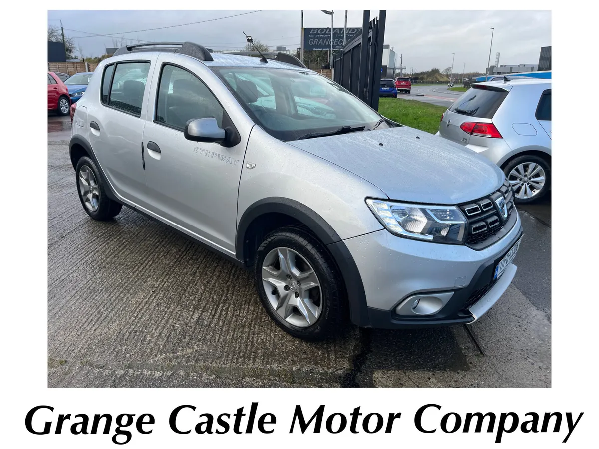 Dacia Sandero Stepway 2017, 1.5 DCI LOW KMS - Image 1