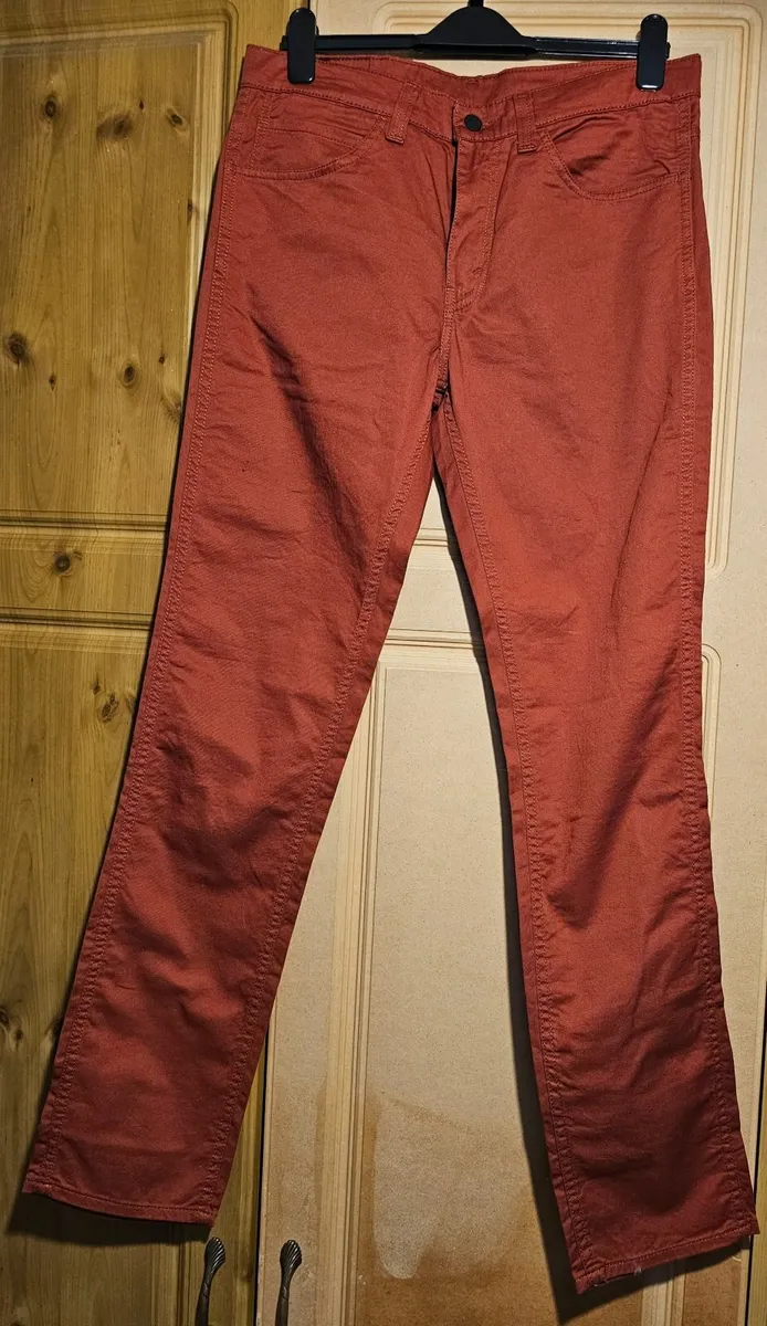 Mens LEVI's jeans W34 L34 - Image 1