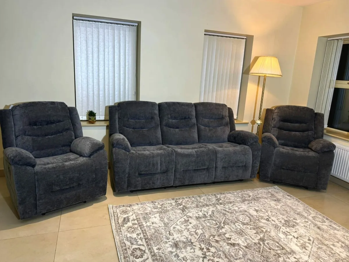 3+1+1 Clayton sofa available for shipping - Image 3