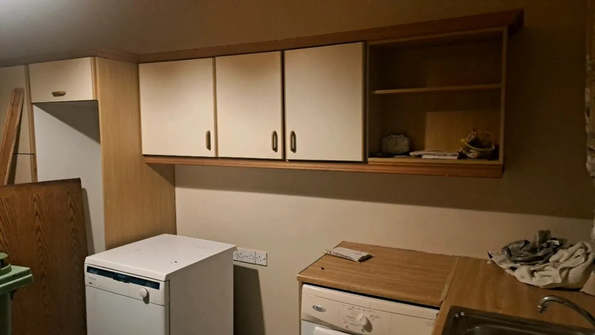 Free Storage units - Image 2