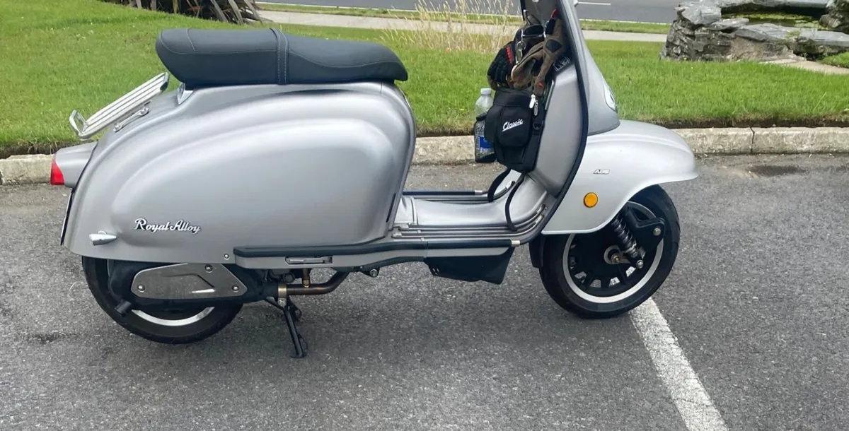 2024 TG Royal Alloy scooter - Image 2