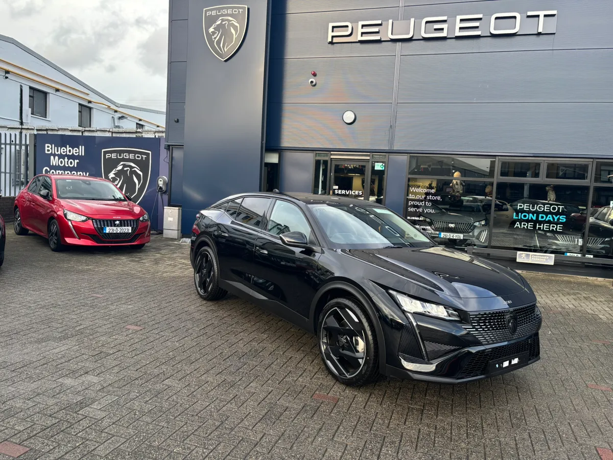 New Peugeot 408 Allure PHEV - Image 2