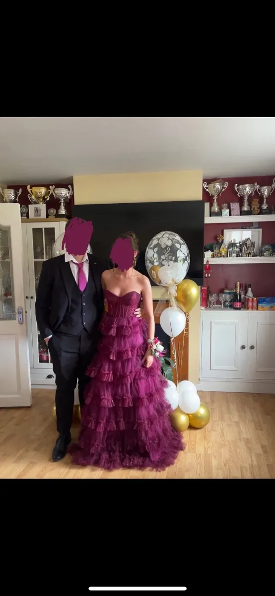 Debs dress - Image 2