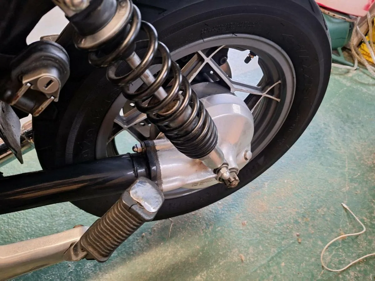 1979 Suzuki GS850G - Image 4