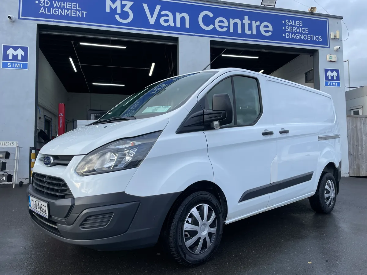 2017 FORD TRANSIT CUSTOM 290 5DR - Image 1