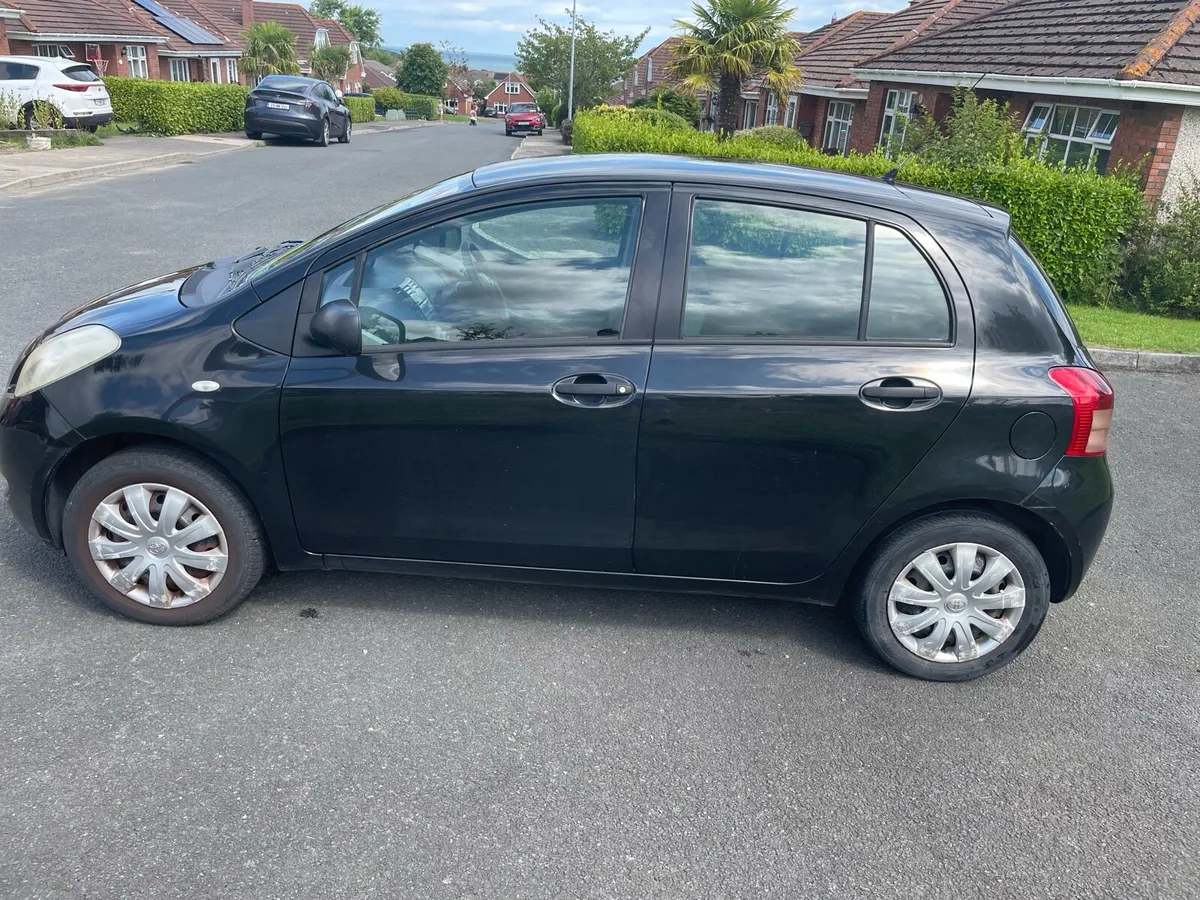 Toyota Yaris - Image 4