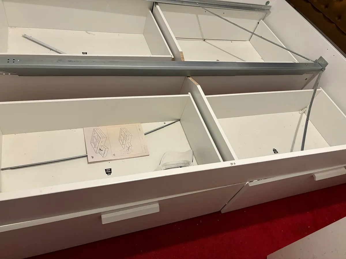 Small double bed - Image 1