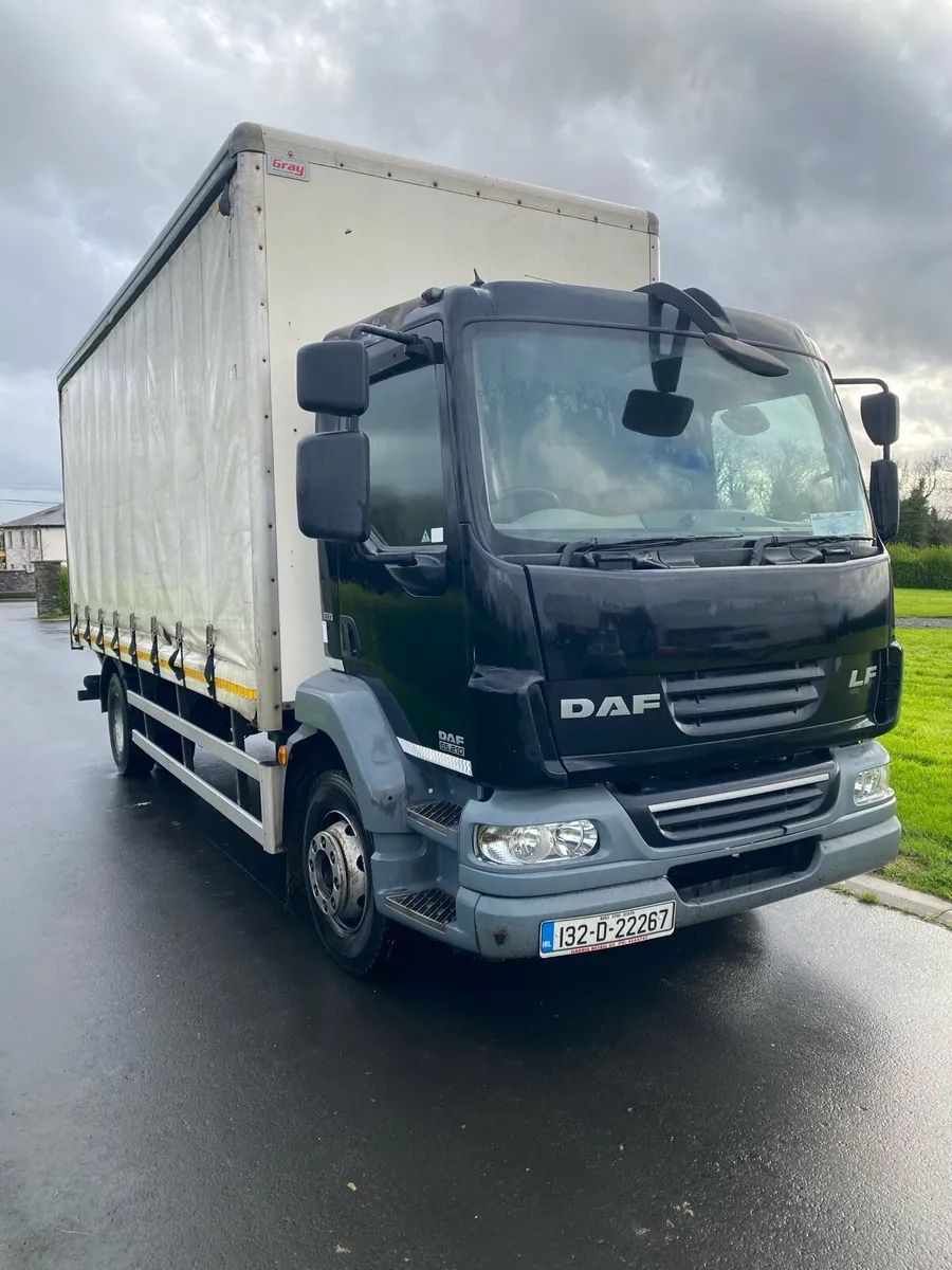 Daf 55-220 taxed and tested - Image 2
