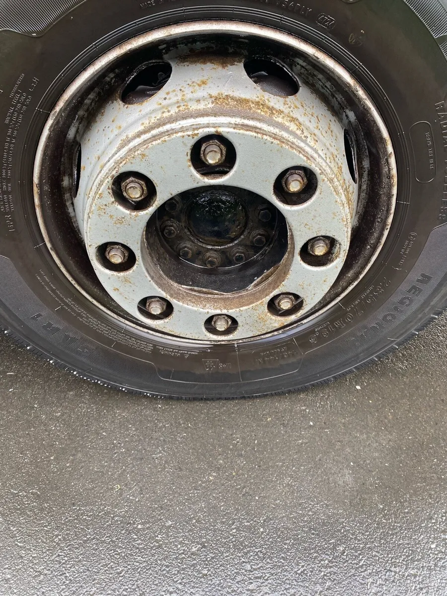 Daf 55-220 taxed and tested - Image 4