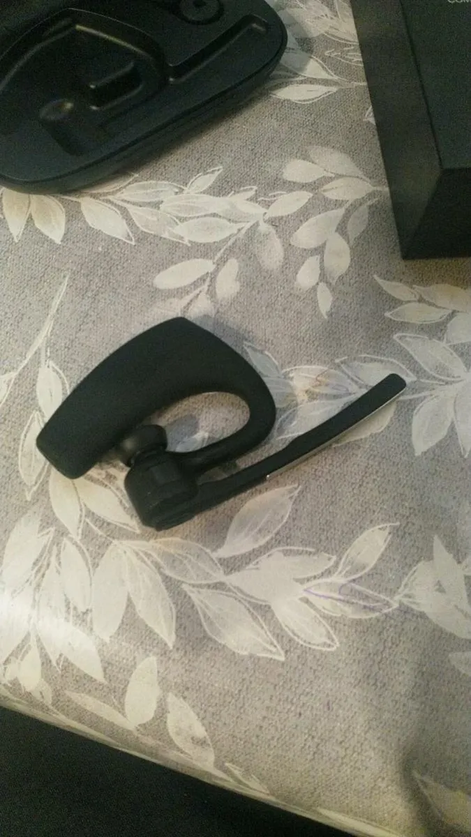 New HD Bluetooth earpiece handsfree - Image 2