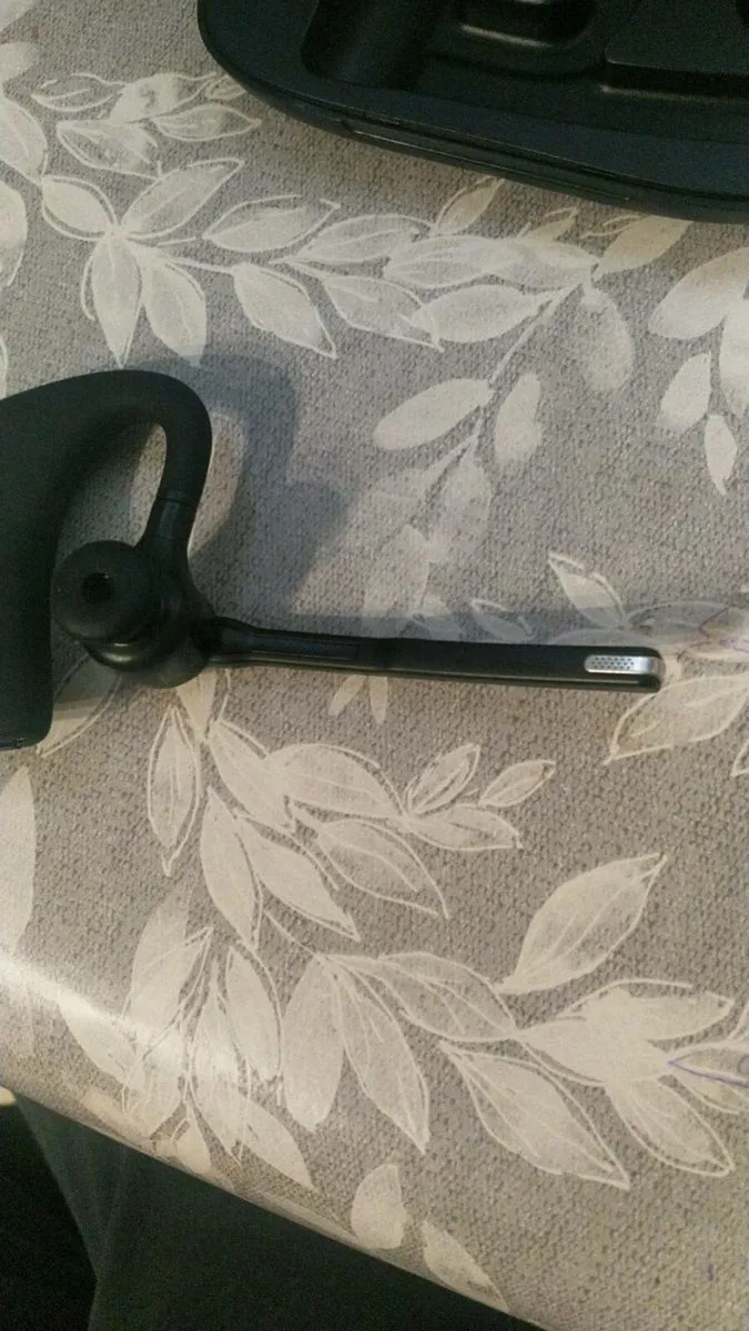 New HD Bluetooth earpiece handsfree - Image 4