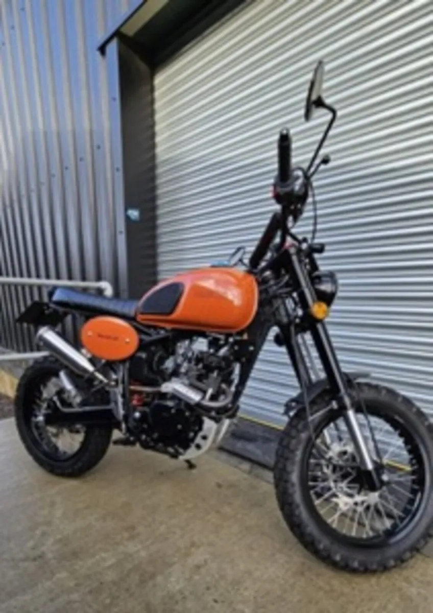 Morini, Triumph, Aprilla, R6, Kawasaki 636, ZXR9 - Image 1