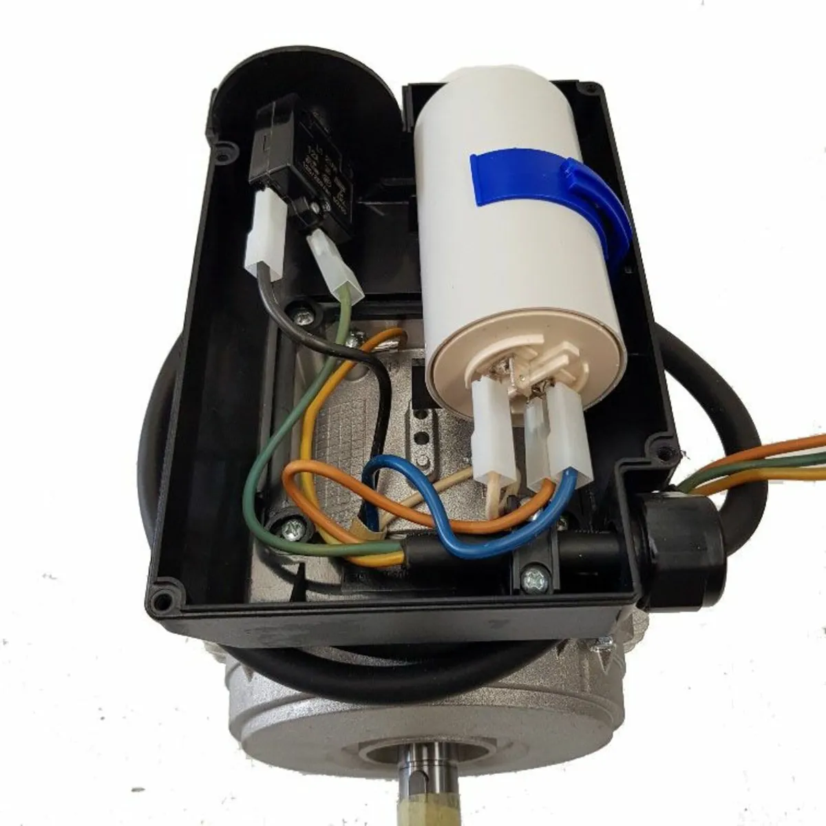 Compressor Motor -2.2KW - 2800rpm - 240v - 19mm - Image 4